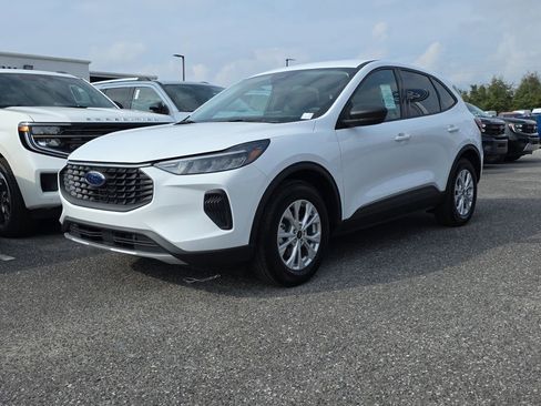 New 2026 Ford Escape Active FWD image 9