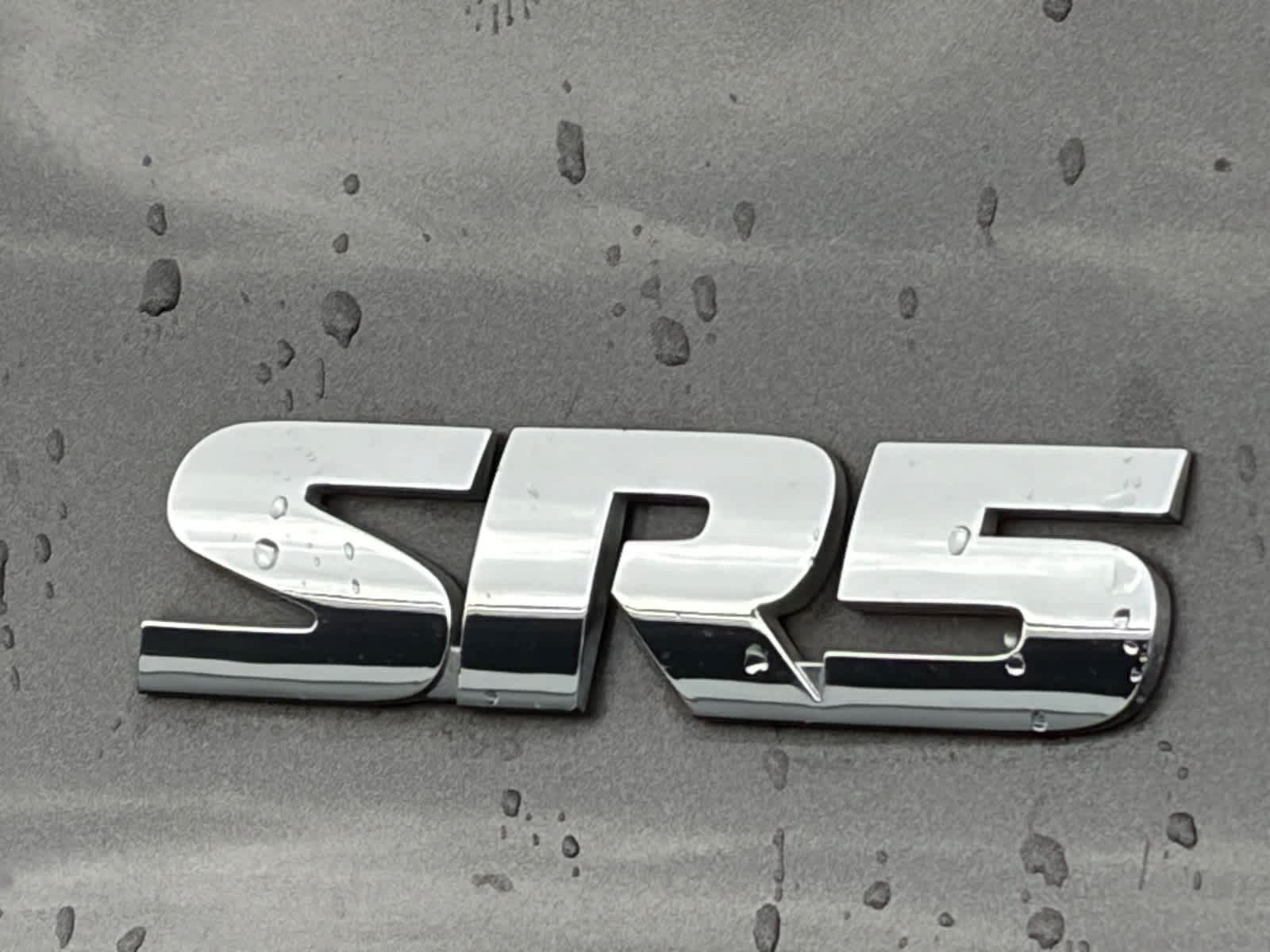 Used 2011 Toyota 4Runner SR5 RWD image 8