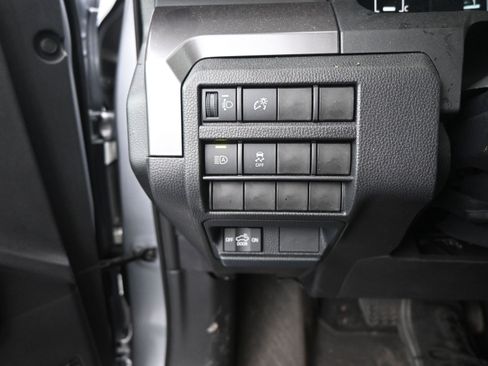 Certified 2025 Toyota Tacoma SR5 image 16