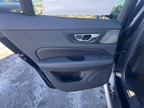 New 2026 Volvo V60 B5 Cross Country Ultra w/ Climate Package image 19