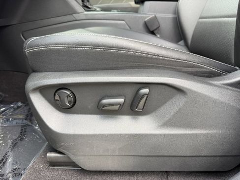 Used 2023 Volkswagen Atlas SE AWD/4WD image 10