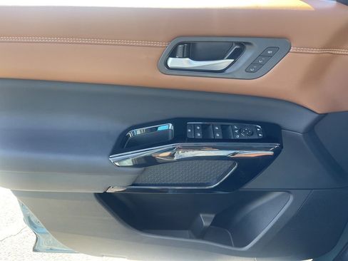 New 2026 Nissan Pathfinder Platinum w/ Cargo Package image 11