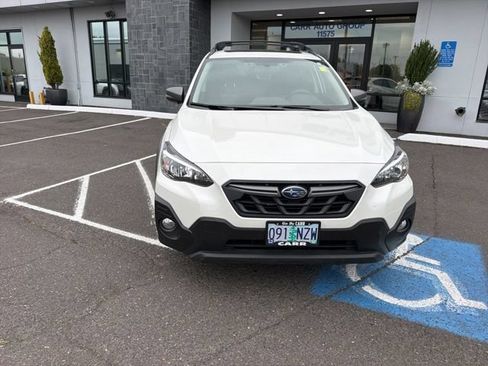 Used 2023 Subaru Crosstrek 2.5i Sport AWD/4WD image 2