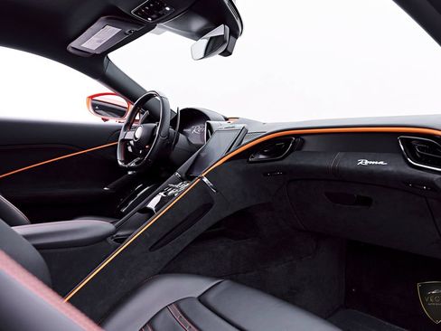 Used 2021 Ferrari Roma RWD image 50