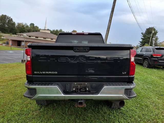 Used 2024 Chevrolet Silverado 2500 LT AWD/4WD image 7