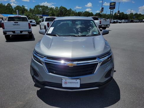 Used 2024 Chevrolet Equinox LT AWD/4WD image 8