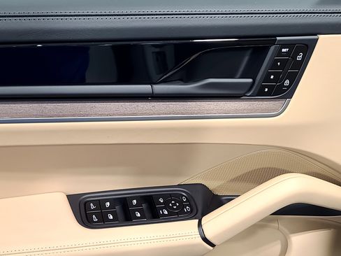 New 2026 Porsche Cayenne image 14