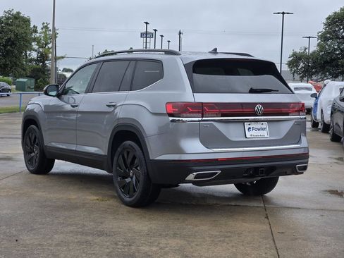 New 2026 Volkswagen Atlas SE AWD/4WD image 3