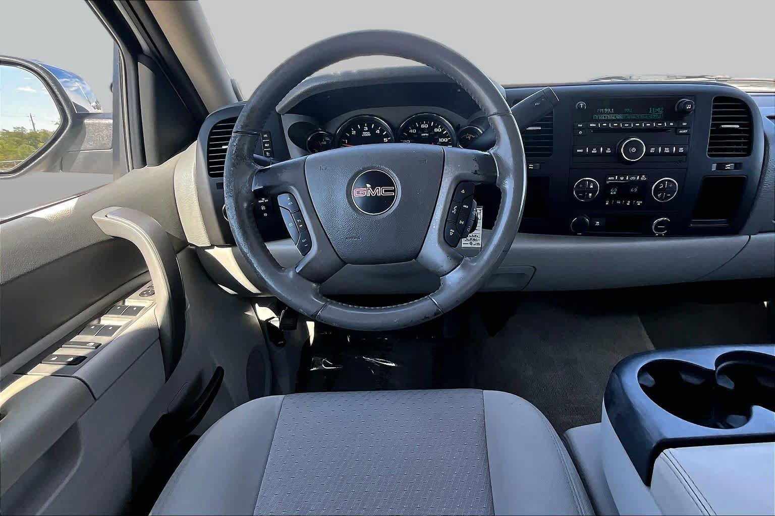 Used 2011 GMC Sierra 1500 SLE w/ Regional Value Package RWD image 5