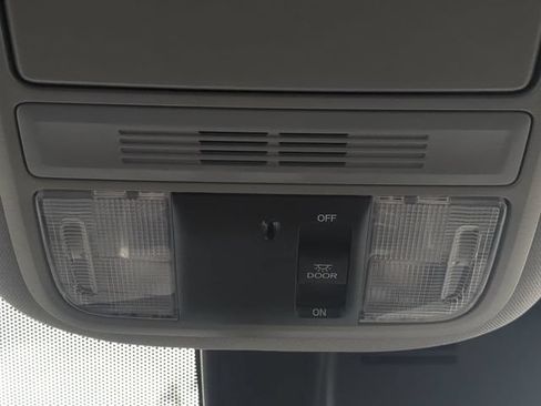 Used 2019 Honda Pilot LX image 23