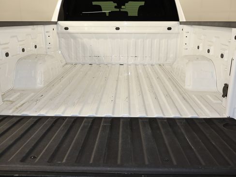 Used 2025 Chevrolet Silverado 1500 LT AWD/4WD image 49