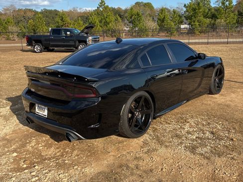 Used 2020 Dodge Charger Scat Pack image 5