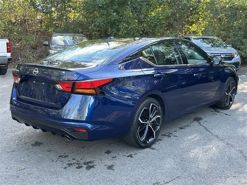 Used 2023 Nissan Altima 2.5 SR image 28