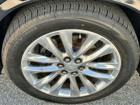 Used 2020 Cadillac XT6 Premium Luxury FWD image 31