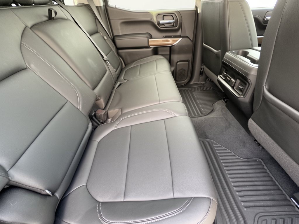 Used 2020 Chevrolet Silverado 1500 RST AWD/4WD image 29
