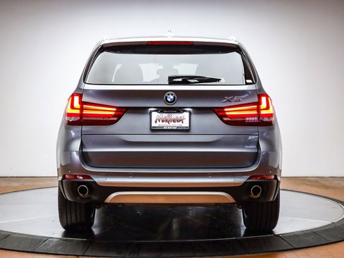 Used 2017 BMW X5 xDrive35d image 8