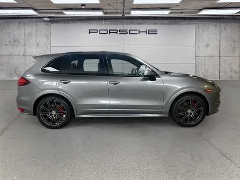 Used 2014 Porsche Cayenne GTS AWD/4WD image 8