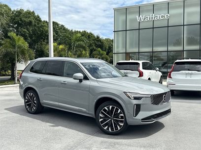 New 2025 Volvo XC90 B5 Plus w/ Protection Package Premier