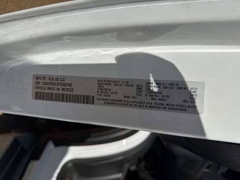 Used 2023 RAM ProMaster 2500 image 34