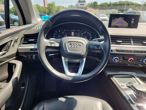 Used 2019 Audi Q7 2.0T Premium w/ Convenience Package AWD/4WD image 10