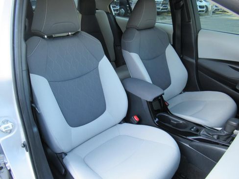 Used 2022 Toyota Corolla LE FWD image 10