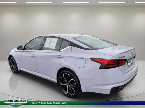 Used 2025 Nissan Altima 2.5 SR AWD/4WD image 5