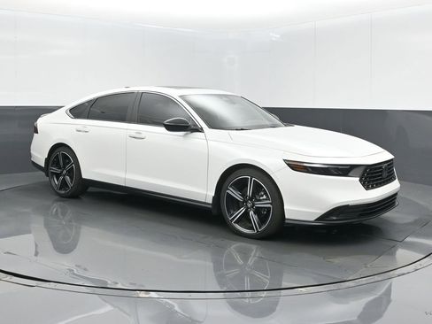 Certified 2024 Honda Accord Sport image 28