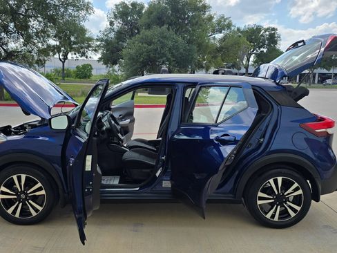 Used 2020 Nissan Kicks SV w/ Exterior Package FWD image 15