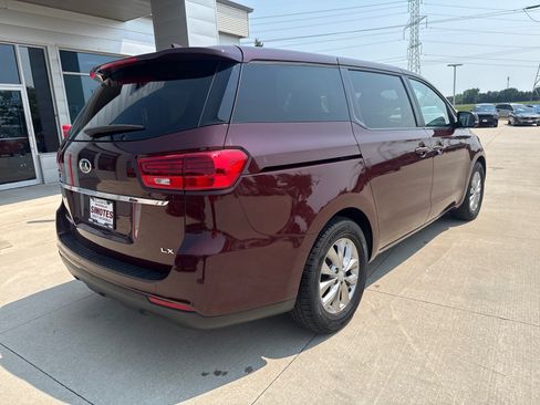Used 2020 Kia Sedona LX FWD image 7