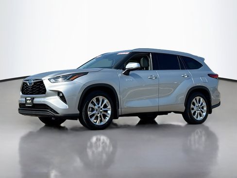 Used 2021 Toyota Highlander Limited AWD/4WD image 13