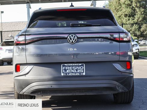 Used 2025 Volkswagen ID.4 Pro RWD image 5