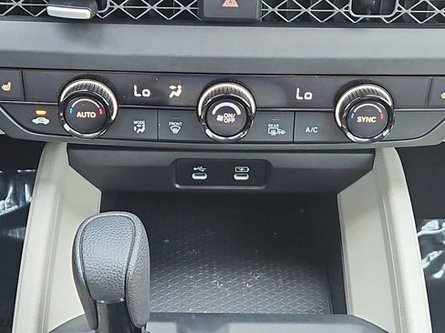 Used 2023 Honda Accord EX image 17