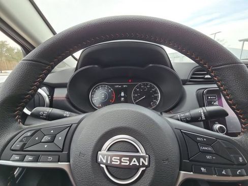 New 2025 Nissan Versa SR image 25