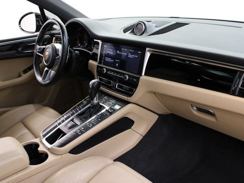 Used 2020 Porsche Macan AWD/4WD image 25