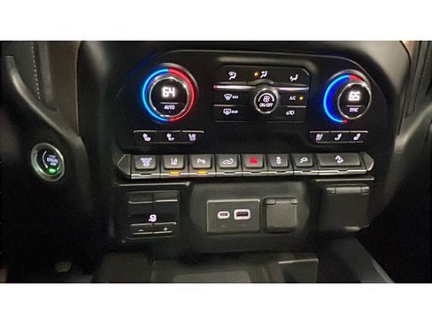 Used 2020 Chevrolet Silverado 2500 High Country w/ Z71 Off-Road Package image 14