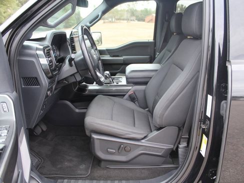 Used 2022 Ford F150 XLT w/ Equipment Group 302A High image 4