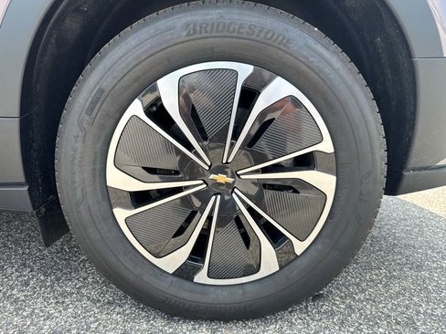 New 2025 Chevrolet Blazer EV LT image 31