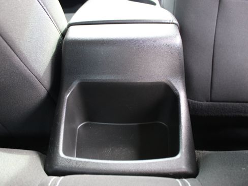 Used 2021 Chevrolet Camaro LT image 38