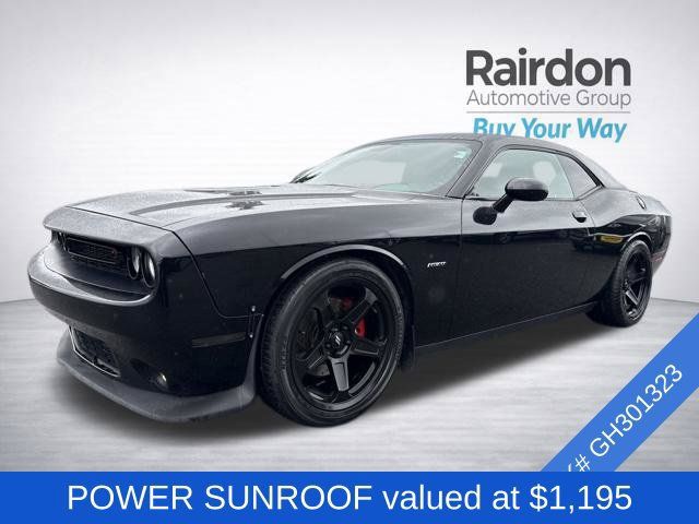 Used 2016 Dodge Challenger R/T Plus RWD image 3