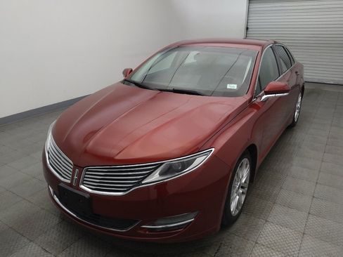 Used 2016 Lincoln MKZ FWD image 15