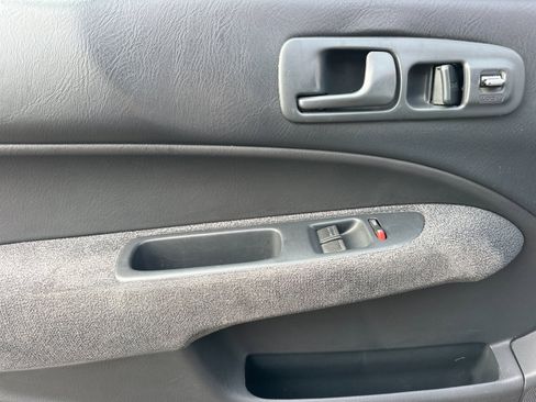 Used 1997 Honda Civic HX image 11