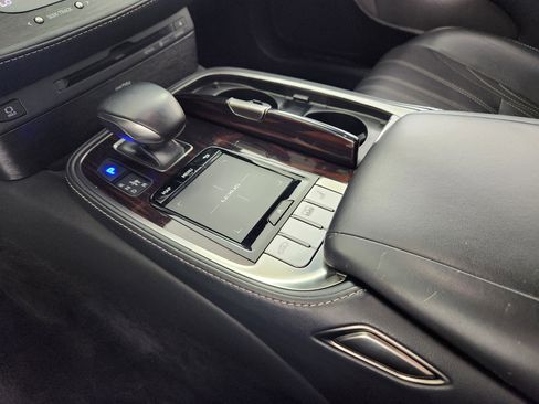 Used 2018 Lexus LS 500 AWD w/ Executive Package image 24