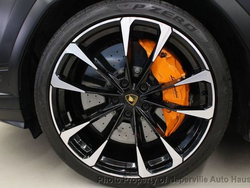 Used 2023 Lamborghini Urus S image 15