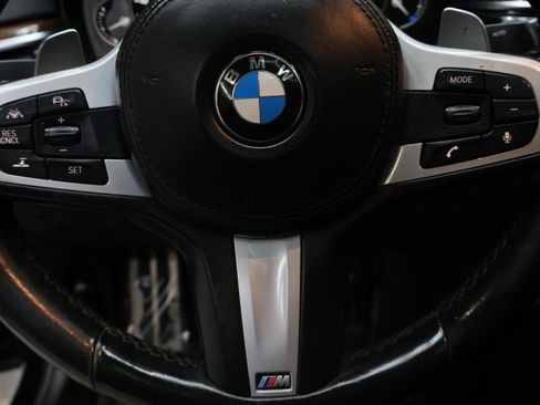 Used 2018 BMW 540i w/ M Sport Package image 18