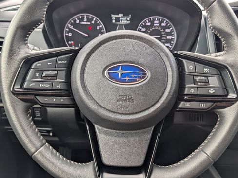 Used 2025 Subaru Forester Premium AWD/4WD image 25