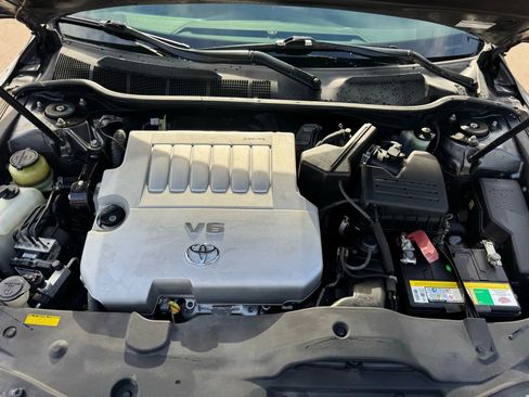 Used 2010 Toyota Camry SE image 21