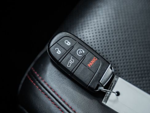 Used 2025 Dodge Durango GT AWD/4WD image 49