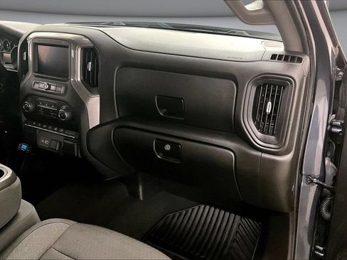 Used 2022 Chevrolet Silverado 1500 Custom Trail Boss AWD/4WD image 26
