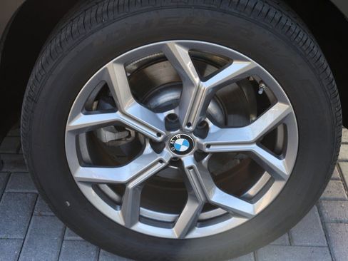 Used 2025 BMW X4 xDrive30i image 46