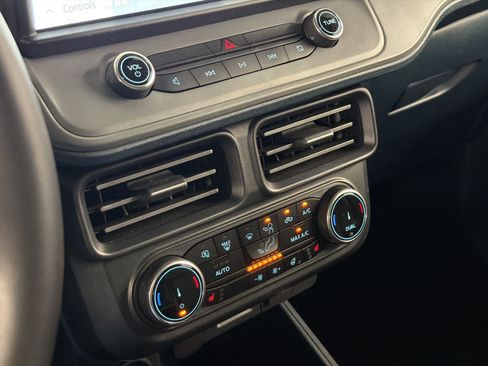 Used 2024 Ford Maverick Lariat w/ Black Appearance Package AWD/4WD image 18